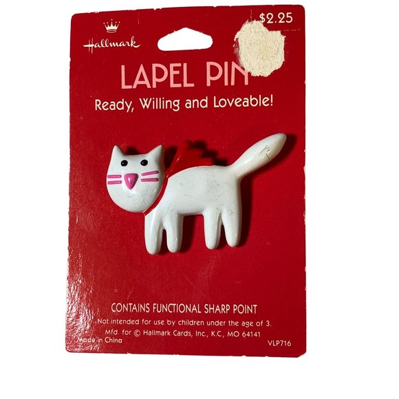 Vintage Hallmark Lapel Pin "Ready, Willing And Loveable" Valentine's White Cat - Picture 2 of 6